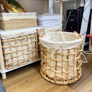 Cesta de almacenamiento de jacinto de agua redonda hecha a mano con forro de algodón lavable con asas organizador decorativo para el hogar - Product Image 4