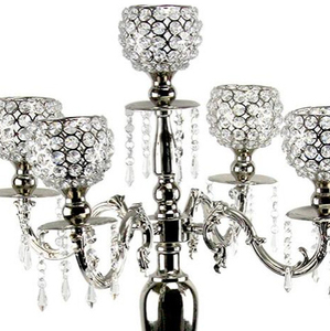 Candelabro de plata con bolas colgantes de cristales y cristales - Product Image 1