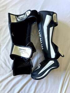 สนับแข้งสำหรับฝึกชกมวยแผ่นป้องกันขา MMA แผ่นป้องกันหน้าแข้งสำหรับฝึกชกมวยคุณภาพระดับพรีเมียม - Product Image 3