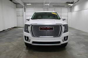 G-M-C Yu-kon XL 4WD 2024 Usada de Élite - Product Image 2