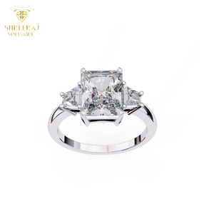 Bague solitaire de luxe pour femme, diamant taille radiant, trois pierres, 4,50 carats au total, certifié IGI, diamant de laboratoire CVD, personnalisable, en or massif 14K/18K - Product Image 3