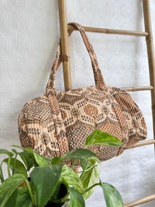 Sac fourre-tout matelassé en coton marron à motif floral estival, écologique, durable, robuste, pour le sport, le yoga, les courses, les week-ends, de luxe - Product Image 4
