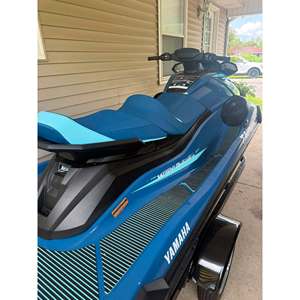 Jet ski confortable conçu pour des aventures aquatiques mémorables avec une qualité fiable à prix de gros, offre spéciale - Product Image 3