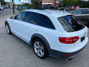 Audi Allroad AWD 2.0T quattro Premium Plus 4 portes, modèle 2014, sièges en cuir, caméra de recul, phares LED, toit ouvrant, occasion, conduite à gauche - Product Image 2