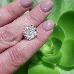 Toutes les couleurs de diamants ronds et brillants en vrac VS Clarity VVS1 VVS2 Good Cut Certified by IGI Cushion Shape Diamond for Sale - Product Image 6