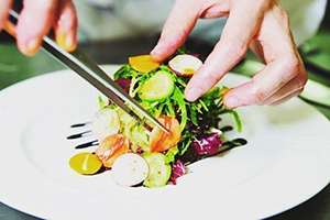 Pinzas para alimentos de acero inoxidable de grado comercial con logotipo personalizado de calidad superior puntiaguda al por mayor, artículos de cocina - Product Image 5