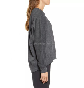 เสื้อสเวตเชิ้ตผู้หญิงทนทานจากสหรัฐอเมริกา ผ้าฝ้ายพรีเมียมเนื้อนุ่ม สวมใส่สบาย เหมาะสำหรับฤดูหนาว มีจำหน่ายจำนวนมาก - Product Image 3