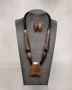 Collier de perles en résine fait main Craft Exim, bijoux de mode haut de gamme, élégant pour femmes, idéal pour les fêtes, cadeau, qualité d'exportation quatre saisons - Product Image 2