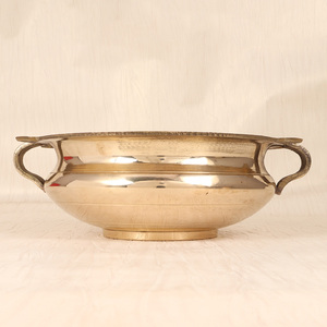 Bol en laiton traditionnel indien du sud doré fait à la main Pots de jardin Urli décoration de la maison ornements SNI-210 - Product Image 5
