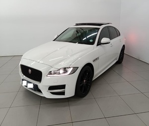 Offre promotionnelle : Jaguar XF 2.D HSE R-Dynamic D200 d'occasion 2022, faible kilométrage - Product Image 1