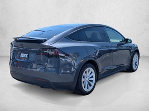 OFFRE SPÉCIALE! Véhicule d'occasion aux enchères chez le concessionnaire - Modèle X P100D berline AWD 2019 - Product Image 4