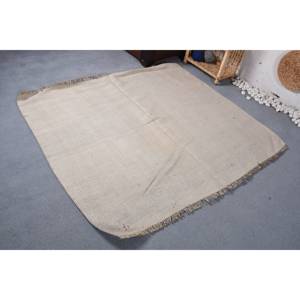 Alfombra turca Vintage moderna de 5,4x4,8 pies, Beige, hecha a mano, diseño clásico de retazos, lana, piel sintética de conejo, látex, pasillo rectangular - Product Image 3
