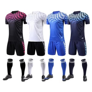 Uniforme de football à séchage rapide de haute qualité fabriqué par des professionnels vêtements de football de sport confortables pour adultes avec un nouveau design - Product Image 1