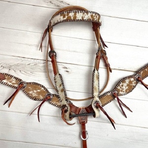 Juego de sillín de equitación de cuero genuino duradero personalizado, accesorios occidentales ligeros con cuello de pecho y caballete - Product Image 1