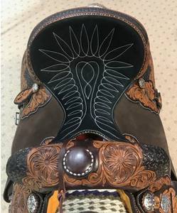 Caballo de cuero occidental Silla de montar de alta calidad tallada a mano al mejor precio - Product Image 2