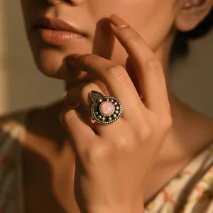 Anillo de Plata de Ley 925 con Diseño Geométrico Romántico y Piedra Natural, Diamantes con Corte Princesa y Marquesa, Regalo para Mujer - Product Image 1