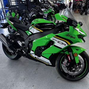 NOUVEAU STOCK 2025 – Moto Kawasaki Ninja ZX-10R KRT Edition, assemblée récemment, PRÊTE À ÊTRE EXPÉDIÉE - Product Image 5