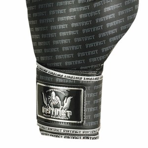 Guantes de boxeo de piel sintética PU con logotipo personalizado, guantes de entrenamiento de boxeo profesional con dedos completos, que absorben la humedad, para adultos - Product Image 4