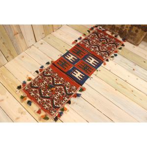 Tapis de 1,4 x 4,1 pieds, petit tapis turc vintage, tapis en laine rouge - Product Image 1