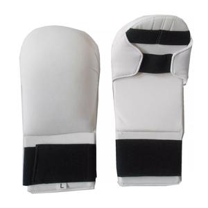 Gants d'équipement d'entraînement de karaté avec protège-tibia et protège-cou-de-pied protège-pied sur mesure équipement de combat de karaté nouveaux gants de fabrication - Product Image 1