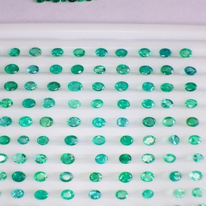 มรกตธรรมชาติที่งดงามจากแซมเบียรูปร่าง AAA พลอยสีเขียววาวสำหรับทำเครื่องประดับได้รับการรับรองว่าไม่ได้ให้ความร้อน - Product Image 1