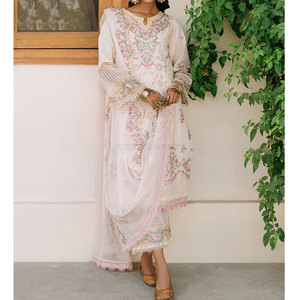 ชุดสูทผู้หญิงปักลายทันสมัย  ผู้จัดจำหน่ายชุดสไตล์ชาติพันธุ์สุดอินเทรนด์  ชุดสูทผู้หญิงปักลายคลาสสิก - Product Image 5