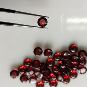 Pierre précieuse naturelle en grenat rouge, 6 mm, qualité exceptionnelle, cabochons ronds pour la fabrication de colliers, accessoire de bijouterie - Product Image 1