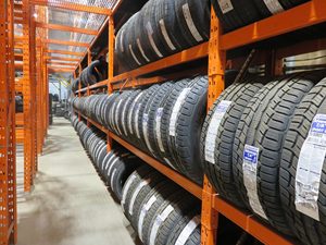 Nouveau pneu radial tubeless A/T II - 235/55ZR17 - Garantie 1 an - Pour tous usages et toutes tailles disponibles - Product Image 2