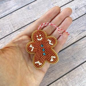 Adorno de estrella hecho a mano con cuentas y detalles intrincados que aporta un encanto festivo elegante para la decoración del árbol de Navidad y para regalar. - Product Image 4