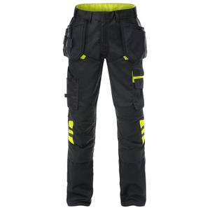 Pantalones de visibilidad VoltMax Construcción de fuerza industrial con patrón de rejilla reflectante y sitios de trabajo múltiples fabricados en Pakistán. - Product Image 2