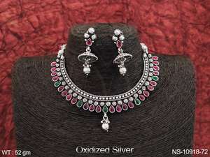 Bijoux polonais en argent oxydé Belle Designer Fancy Style Party Wear Bijoux indiens oxydés Collier court Ensembles de bijoux - Product Image 3