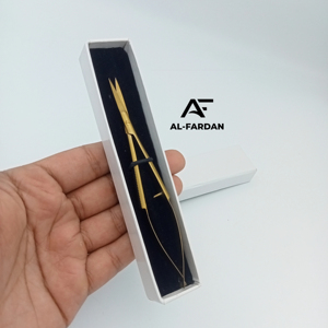 Ciseaux à ressort pour sourcils Multi Function Sharp Point Solide En Acier Inoxydable Plasma Or Couleur Russe Maquillage Ciseaux - Product Image 1