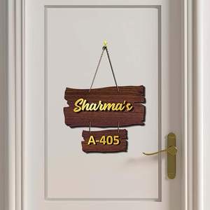 Plaque nominative personnalisée avec lettres acryliques design pour porte | Maison/Appt./Bunglow | En bois | 10x12 pouces | Marron/doré - Product Image 3