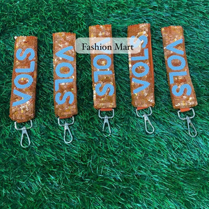 VOLS Designer Porte-clés Exquisément Perlé et Paillettes Accessoires pour Éventails Style INS Tendance de Luxe en Acrylique et Coton - Product Image 1