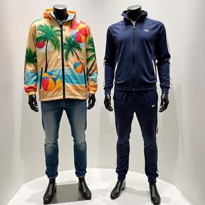 Chándal de nailon cortavientos para hombre al por mayor, conjunto de pantalones cortos de 2 piezas, ropa de calle reflectante, ropa deportiva de verano con logotipo personalizado OEM - Product Image 2