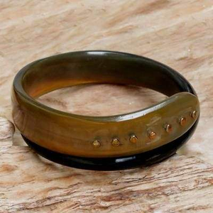 Bracelet spirale en corne de buffle style animal pour femme, fait main, durable, couleur naturelle, bijoux d'inspiration antique - Product Image 5