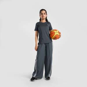 เสื้อยืดออกกำลังกายสไตล์วินเทจสำหรับผู้หญิง สีเทาเข้ม - Product Image 4