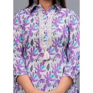 Kurta à motif floral lavande avec travail de miroir, manches trois-quarts, pyjama et dupatta - Product Image 5