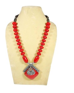 Haute qualité femmes mode résine perles résine collier pour femmes bijoux - Product Image 1