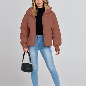 Chaqueta acolchada de invierno de tendencia para mujer con mangas largas Logotipo personalizable y cuello alto transpirable Diseño superior de color sólido - Product Image 5