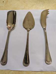 Juego de servidor de pastel de metal con acabado plateado de alta calidad perfecto para la celebración de cumpleaños decoración de la cocina del hogar - Product Image 3