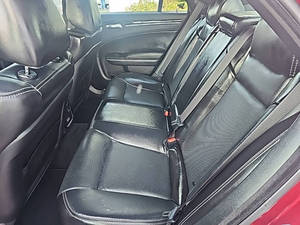 2023 Chrysler 300 S V6 perfectamente usado - Product Image 3