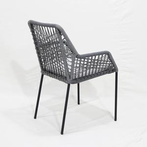 Mecedora plegable de aluminio para exteriores CH-Factory moderna y elegante con cojines para uso en el jardín - Product Image 3