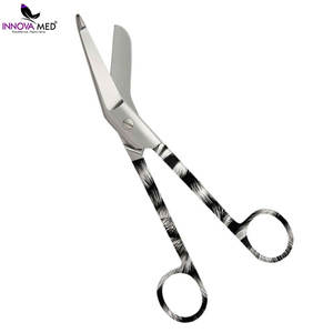 Ciseaux chirurgicaux en acier inoxydable certifiés CE Classe II, best-seller INNOVAMED INSTRUMENTS, service OEM personnalisé - Product Image 2