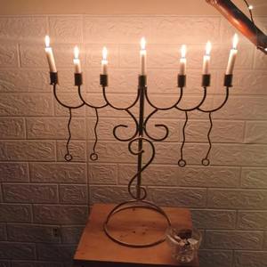 Porte-bougie décoratif en fonte d'aluminium abordable pour le salon, la table à manger et la décoration de la maison pour les festivals et les hôtels, prix de gros - Product Image 6