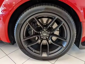 2024 S.c.at P.ac.k Widebody (Asientos Delanteros de Cuero Calefactables, Cámara Trasera y Doble Franja de Carbono, Listo para Conducir) - Product Image 6