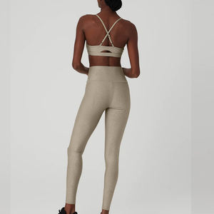 Ropa deportiva OEM para mujer, pantalones deportivos para gimnasio, conjunto de 4 piezas para hacer yoga y fitness, patrón sólido bordado de talla grande, deportes de moda de verano - Product Image 2