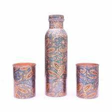 Bouteille d'eau classique en cuivre pur au design antique, ensemble de 2 verres, couvercle de qualité, verres écologiques, taille de couleur personnalisée pour le quotidien - Product Image 2