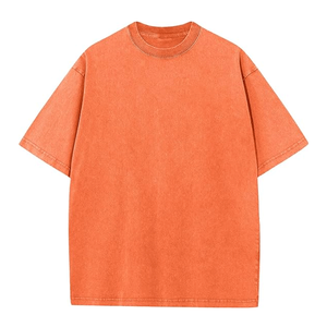 เสื้อยืดผู้ชายทรงสตรีทแวร์ แขนสั้น คอกลม ผ้าเจอร์ซีย์ 100% คอตตอน น้ำหนัก 240 กรัม ล้างสีแบบ Acid Wash ดีไซน์เรียบง่าย เป็นมิตรต่อสิ่งแวดล้อม - Product Image 6