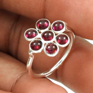 Anillo de uso diario de granate rojo Plata de Ley 925 Piedra preciosa natural Forma de flor Conjunto de bisel Diseño personalizado Fabricante de joyería India - Product Image 2